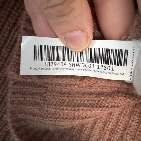 *Rare* QUINCE Mongolian Cashmere Fisherman Crewneck Sweater Strawberry Melange 🍓 - Picture 9 of 9